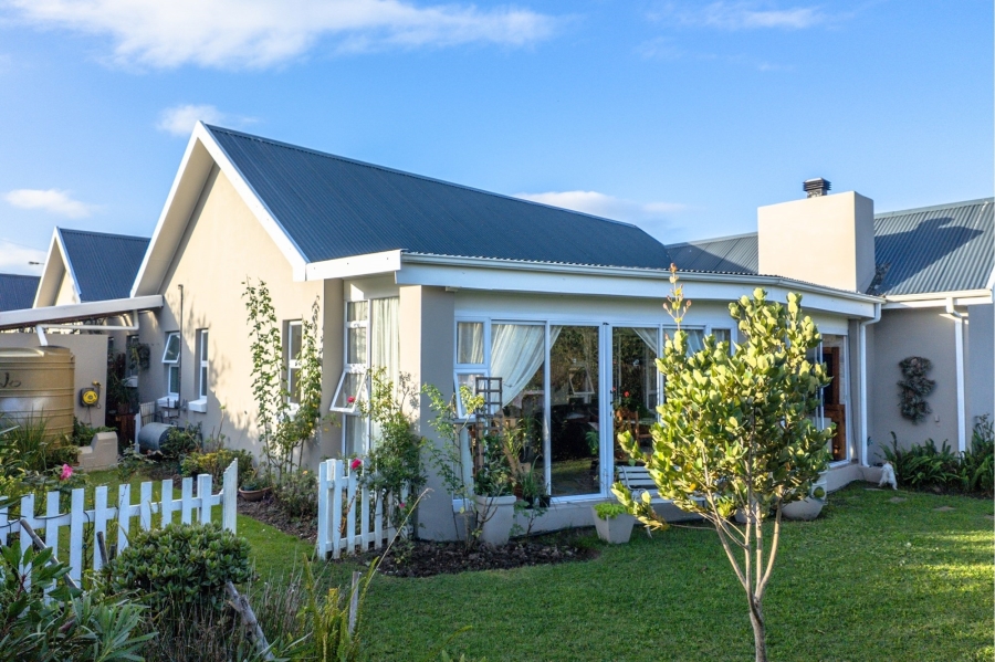 4 Bedroom Property for Sale in Kraaibosch Country Estate Western Cape